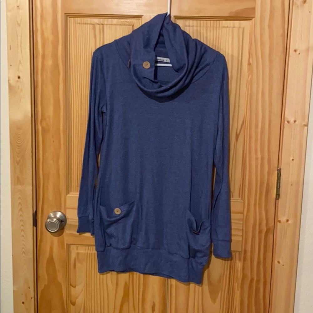 💙 Light Blue Tunic NWOT